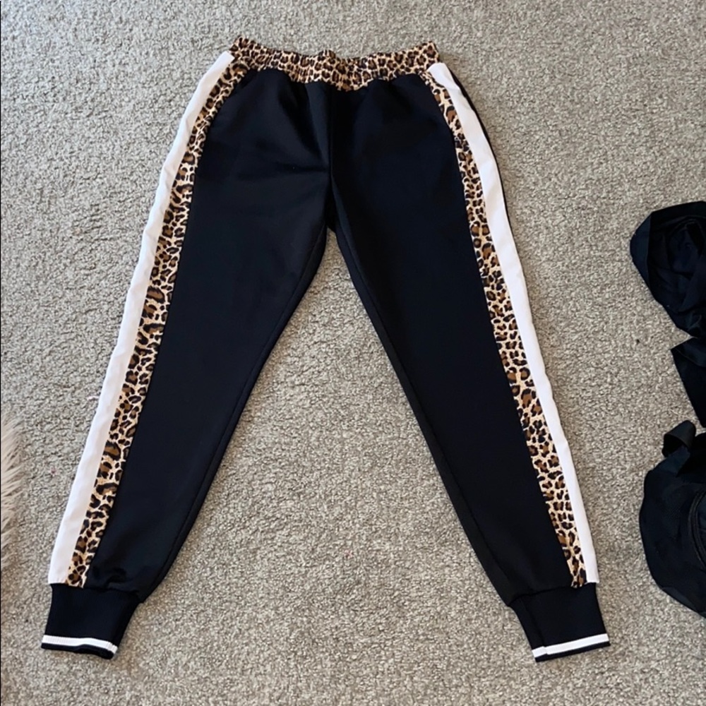 VINTAGE HAVANA Joggers!